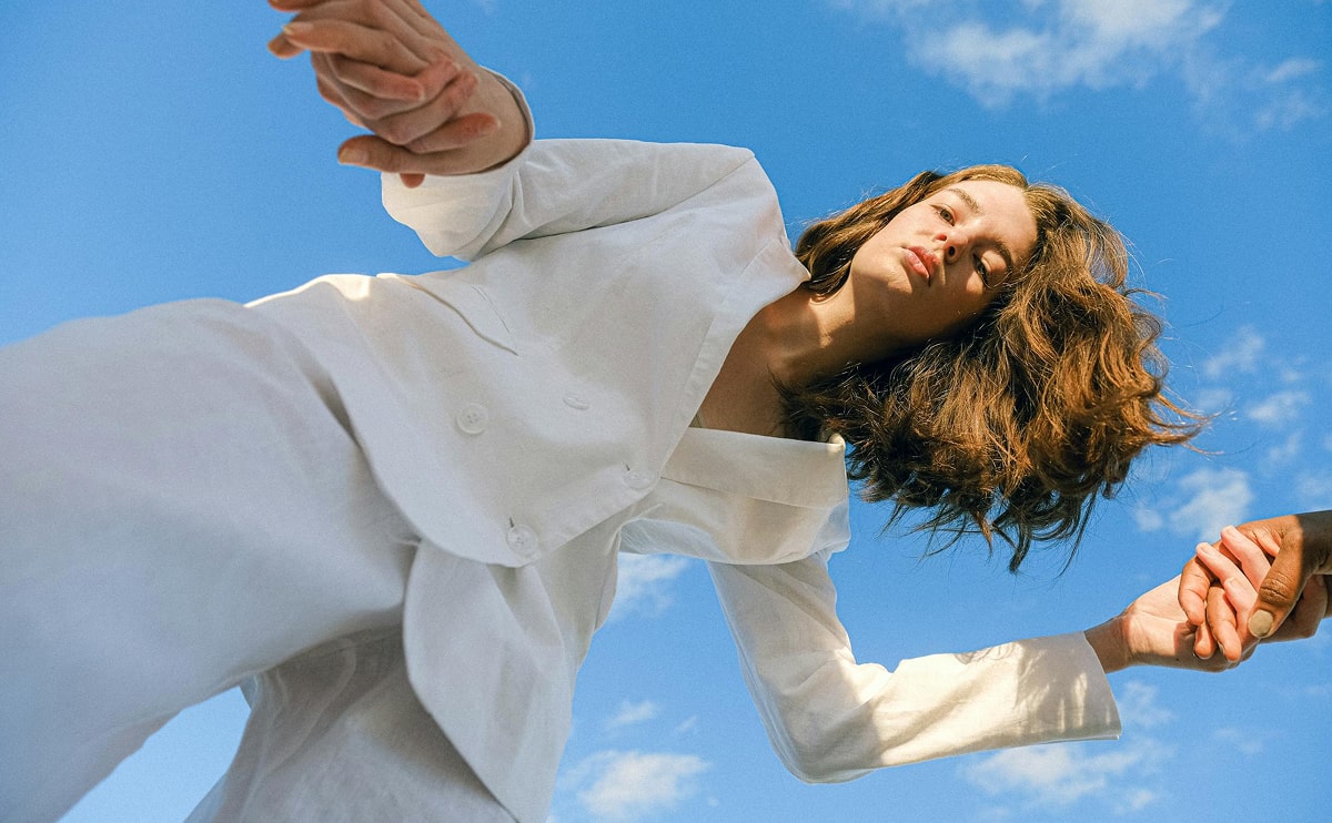 Embracing Modern Styles: A Behind-the-Scenes Story of Fashion